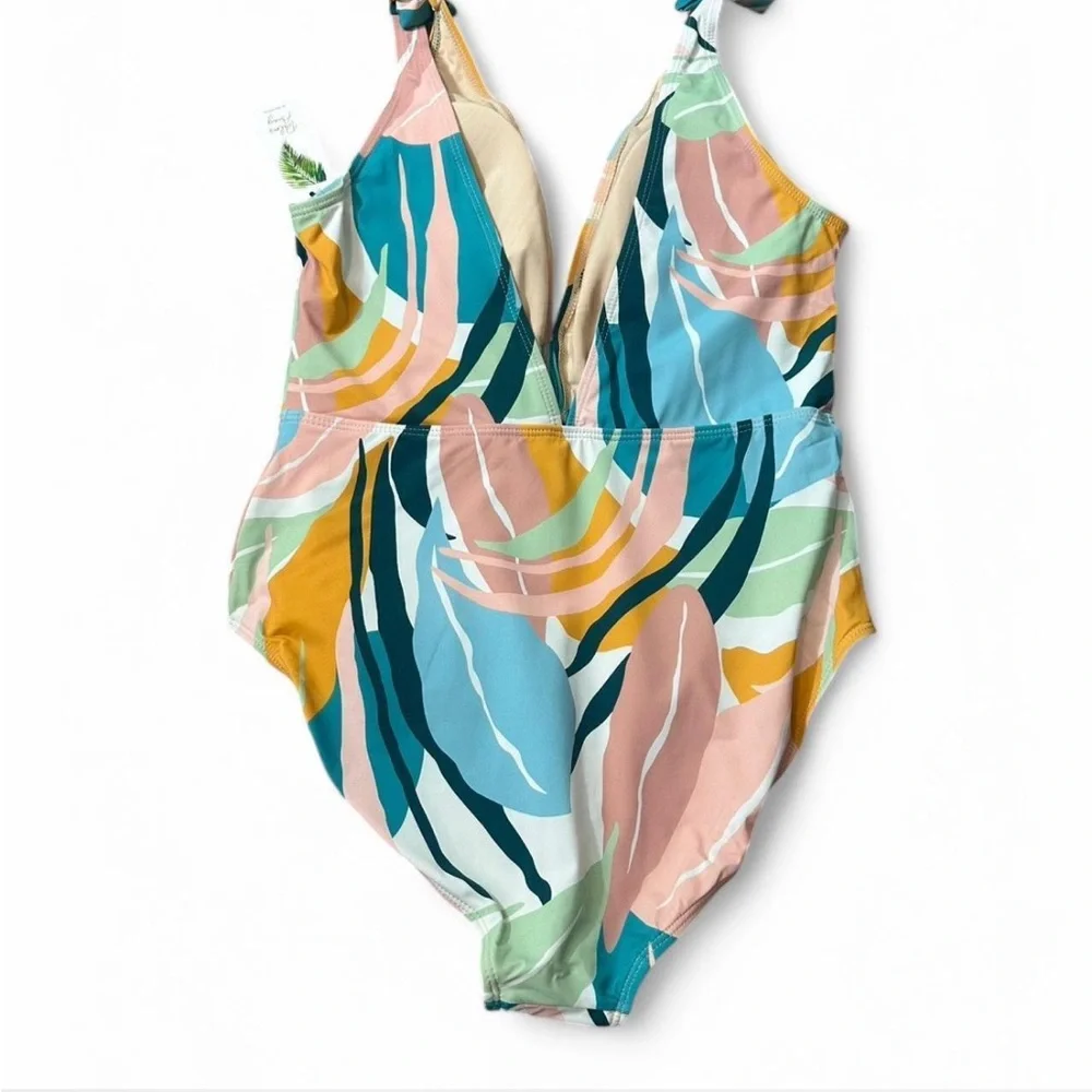 Tropical Print One Piece Swimsuit‎